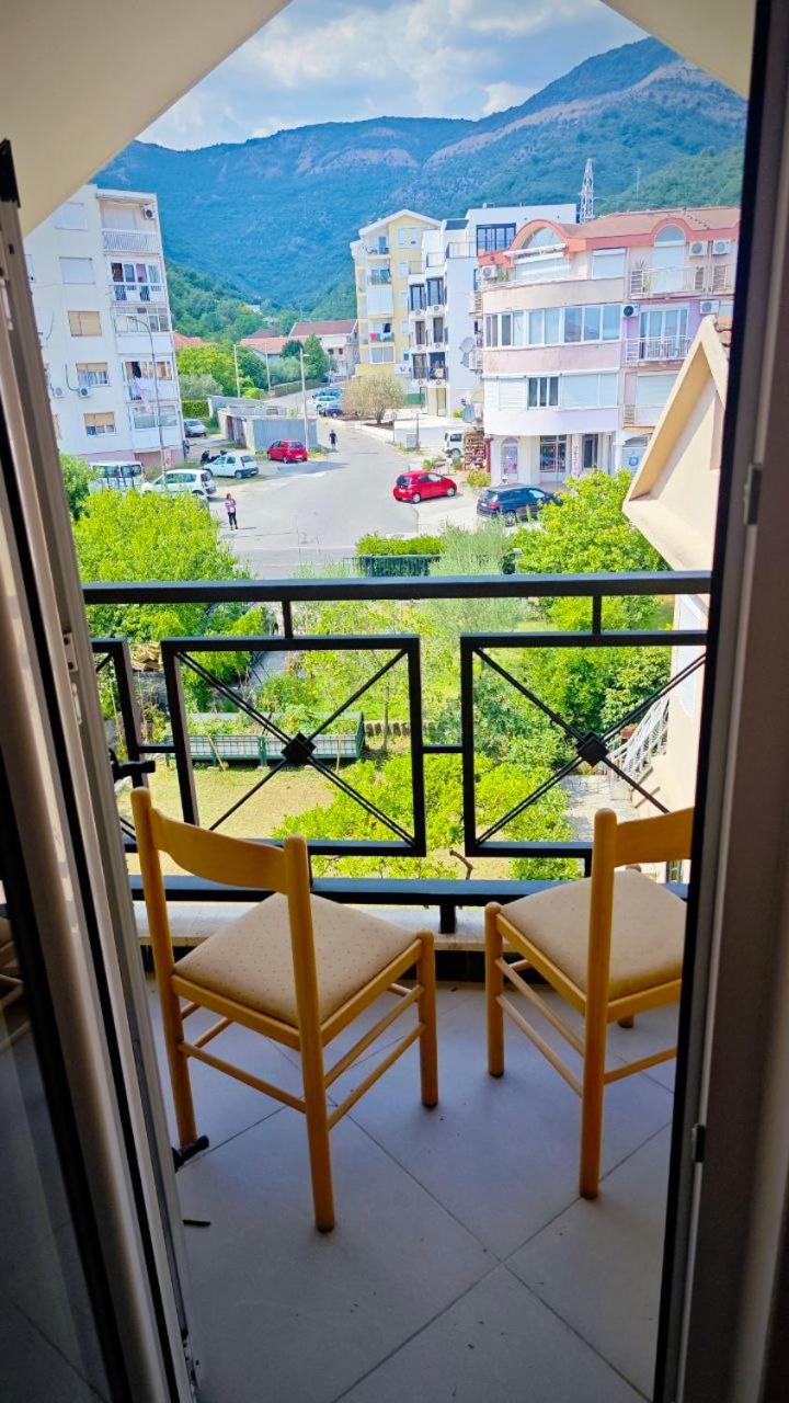 Apartmani Radovic Bijela Exteriör bild