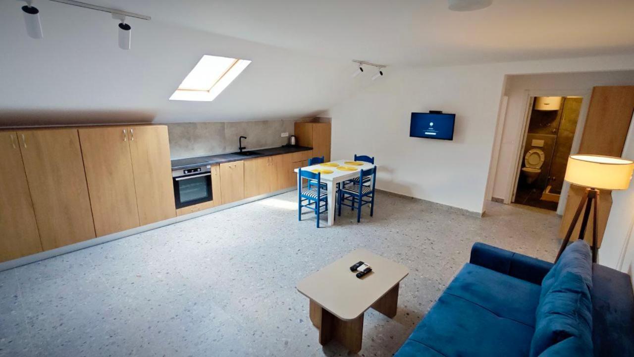 Apartmani Radovic Bijela Exteriör bild